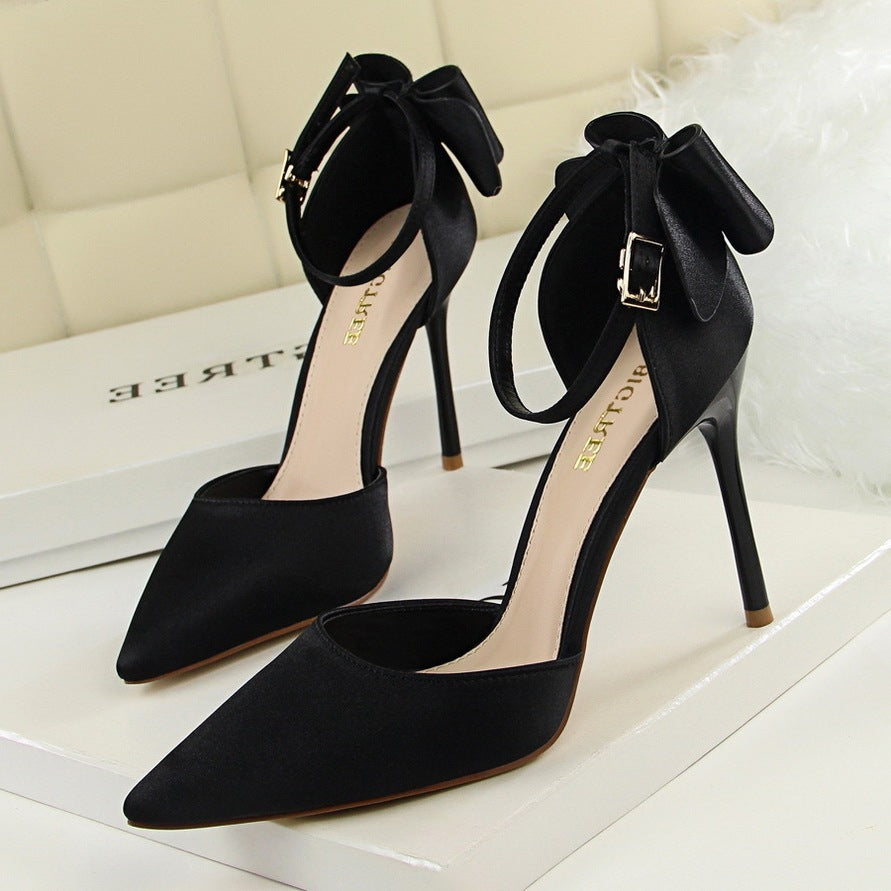 Pointed satin stiletto high heels